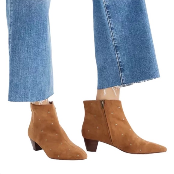 Madewell Bea Suede Studded Ankle Boots 8 EUC - Picture 1 of 11